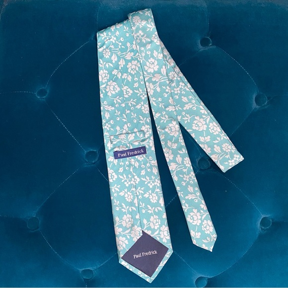 Paul Fredrick necktie 100% silk - Picture 4 of 11